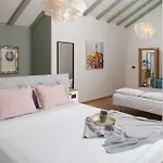 Luxury Andrea Vrzika In Forest Near The Sea With Heated Pool 빌라 *